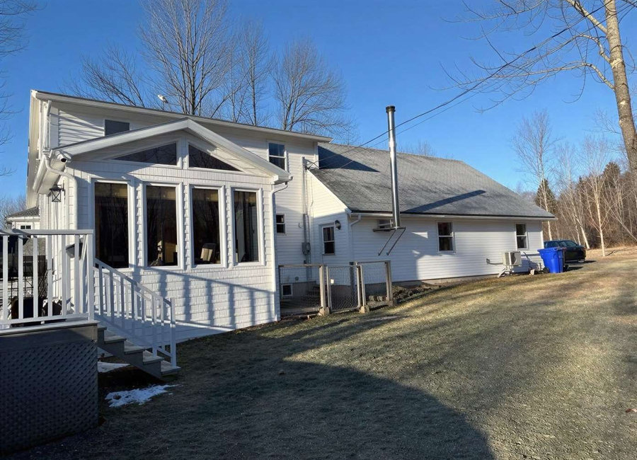 Home inspection St. Stephen New Brunswick modified bungalow split-level